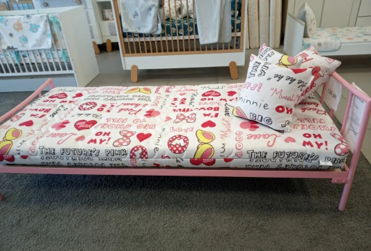Łóżko dla dziecka - kiedy zmienić materac na większy